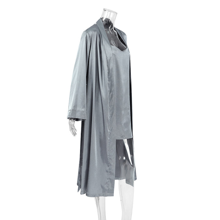 Dame luksuriøs satin morgenkåbe med elegante detaljer Stilla