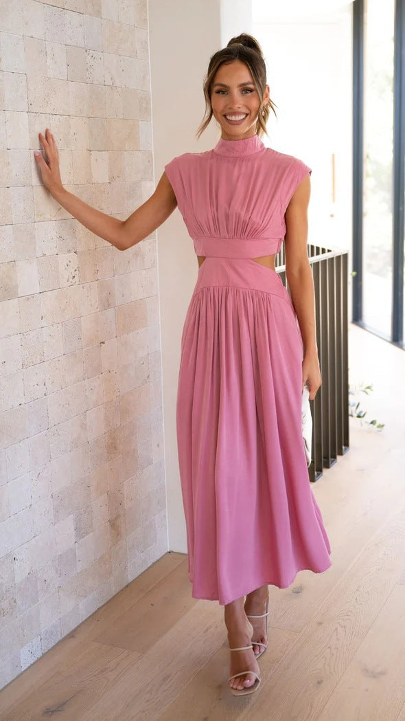 Dame maxikjole med elegant cut-out og plisserede detaljer Stilla