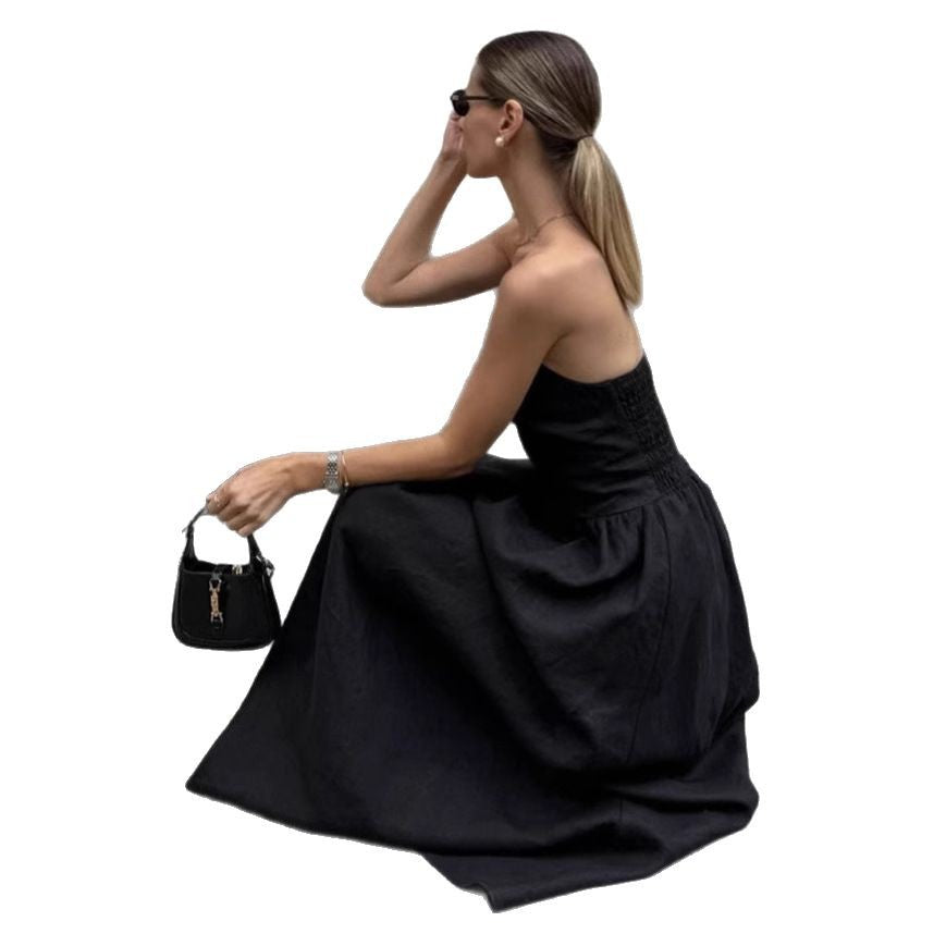 Dame Lang Chiffonkjole med off-shoulder design og elegant snit Stilla