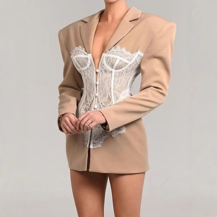 Kvindernes elegante blazerjakke med blonde top Stilla