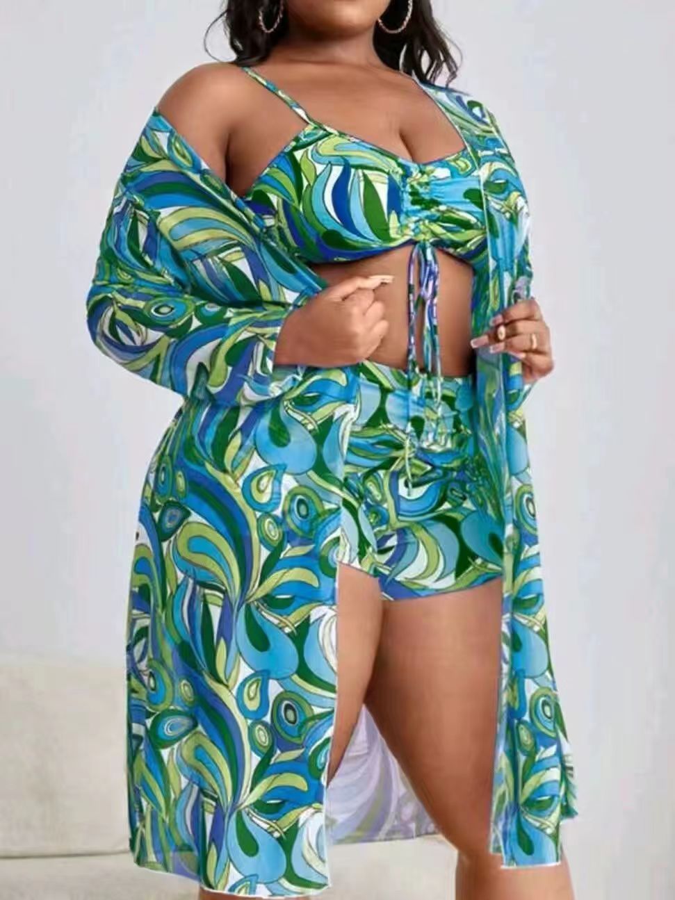 Damebikini med afslappet kaftan og moderne mønsterblandning Stilla