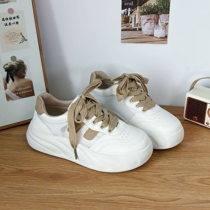 Dame Komfortable Plateau-Sneakers med åndbart mesh-overflade og slidstærkt sålprofil Stilla
