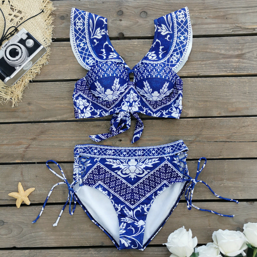 Dame Bikini-sæt med legende flæse-design og dekorativ knude Stilla