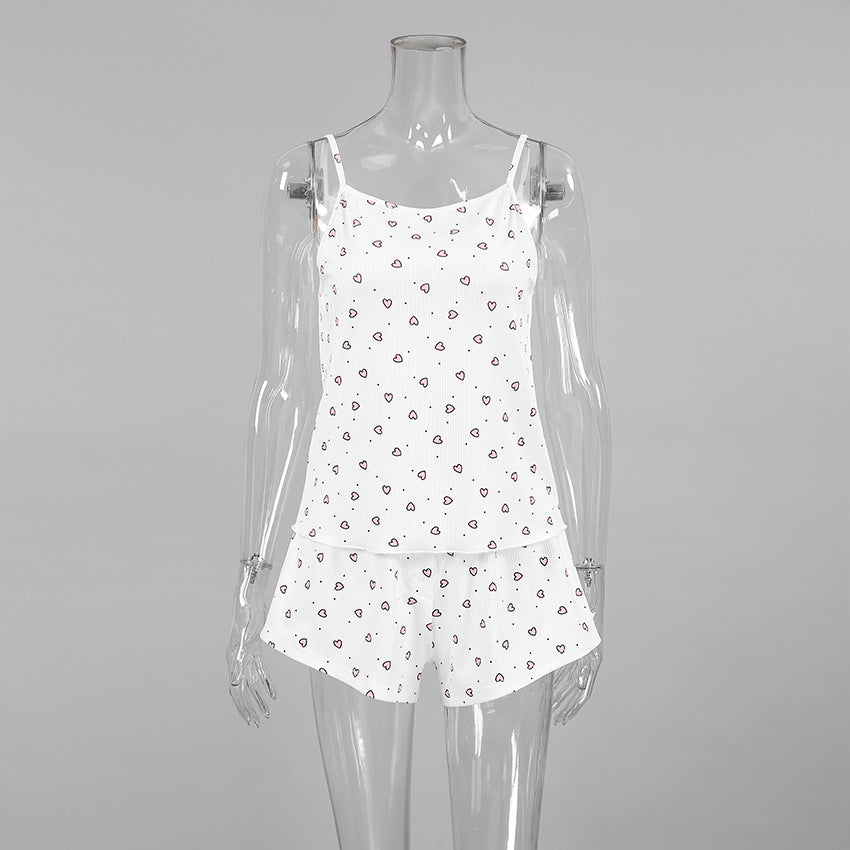 Dame sommerligt kort pyjamasæt med luftig bluse og behagelige shorts Stilla