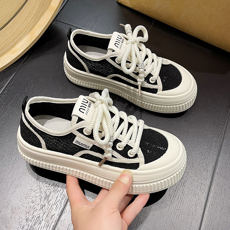 Dame plateausneakers med trendy netdesign og fashionable snøresystem Stilla