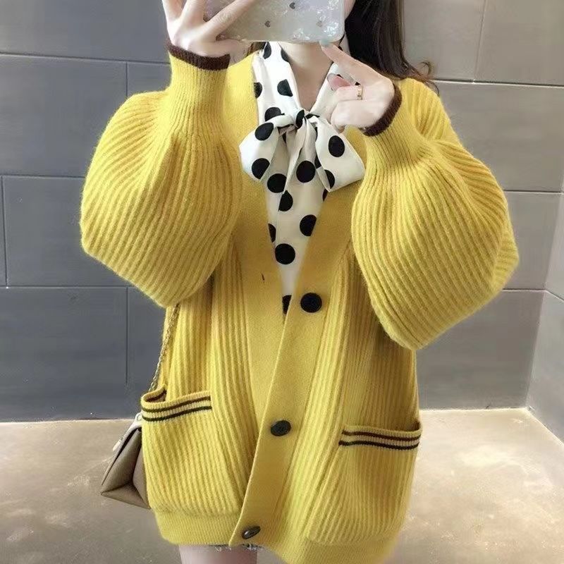 Kvinders fashionable cardigan med høje lommer og dekorative knapper Stilla