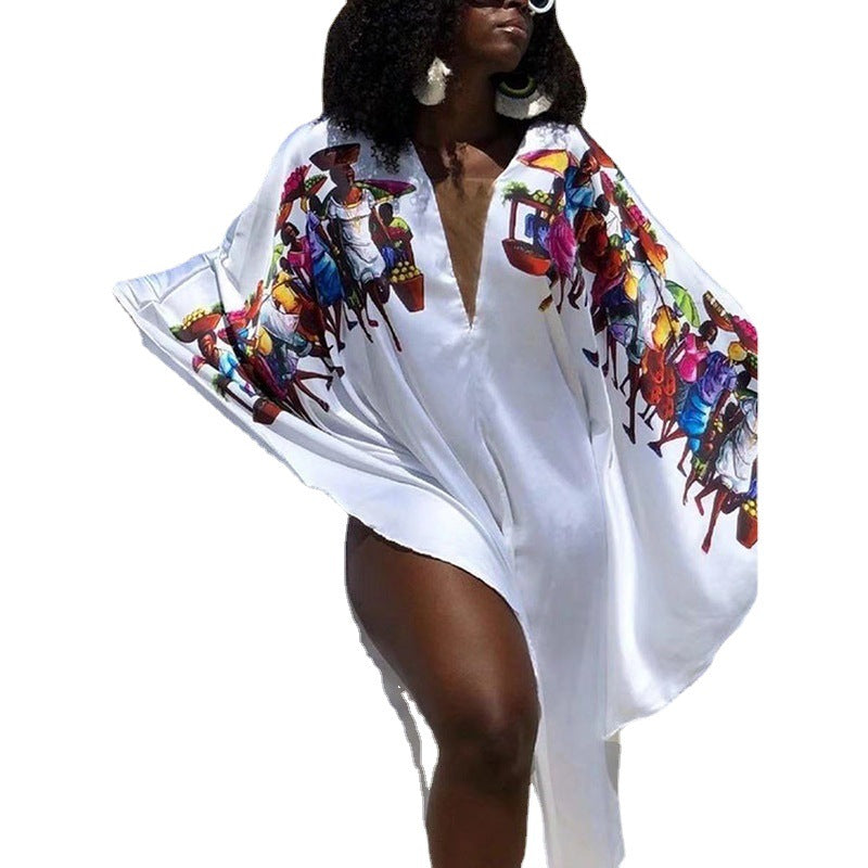 Dame luftig strandkimono med farverigt kulturelt motiv Stilla