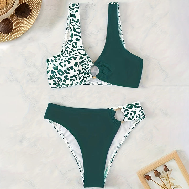 Dame Triangel-Bikini med moderigtig ringdetalje og asymmetrisk snit Skovae