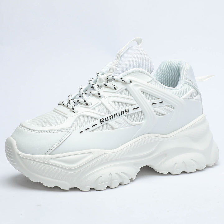 Dame Sporty løbesneakers med ergonomisk fodbund og skridsikker sål Stilla