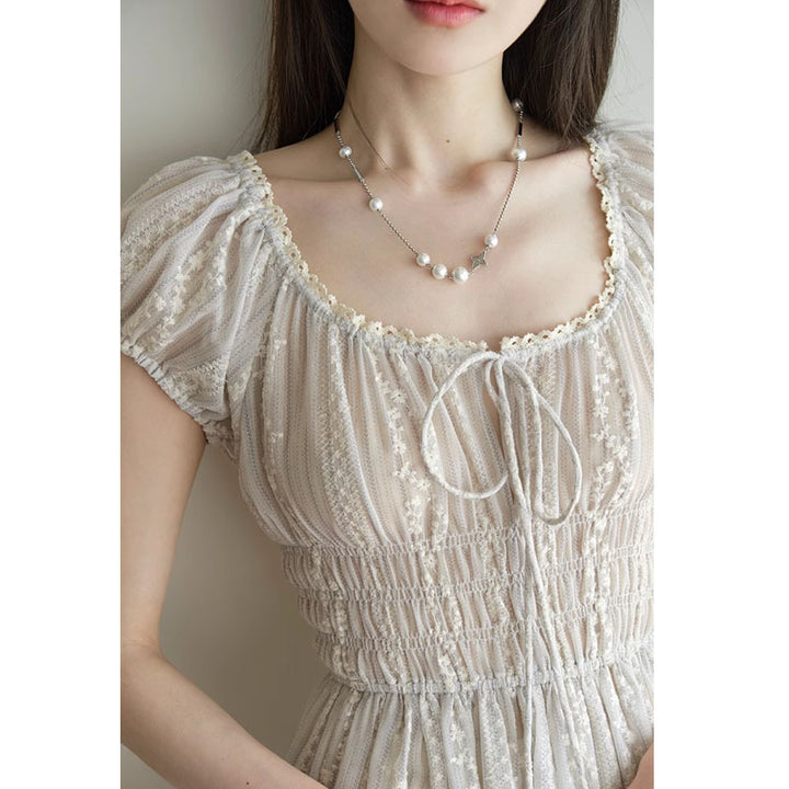 Dame Off-Shoulder Broderet Maxi-Kjole med Volantdetaljer Stilla