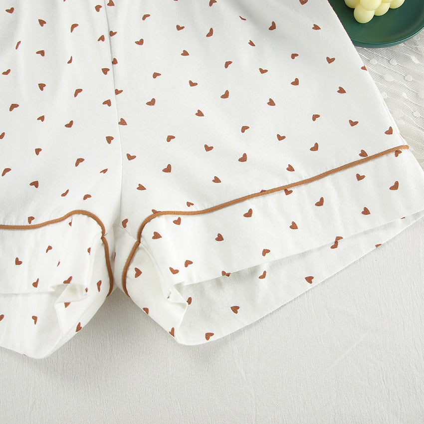 Dame pyjamasæt med kærligt hjerte design og behagelig pasform Stilla