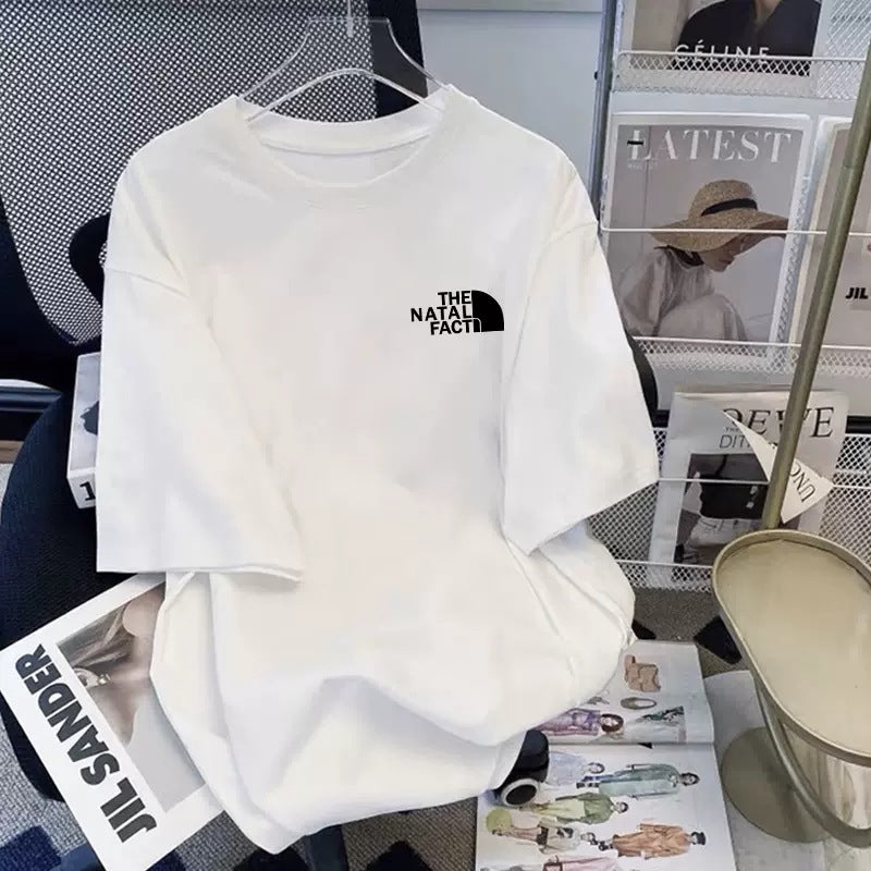 Dame T-shirt med afslappet snit og stilfuld logo Stilla