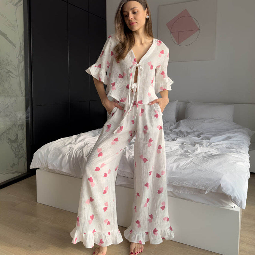 Dame loungewear-sæt med moderne leopardmønster og komfortable detaljer Stilla