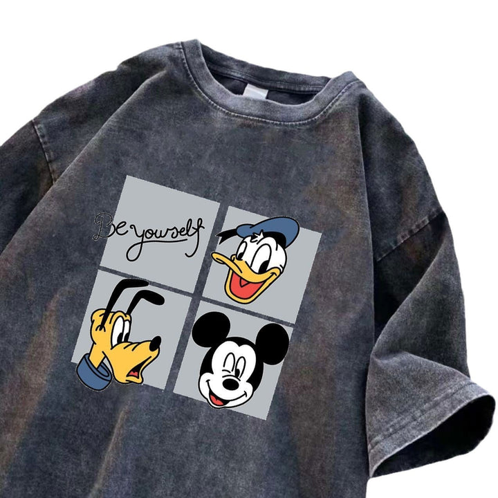 Dame T-shirt med kreativt cartoon-motiv og afslappet skæring Stilla