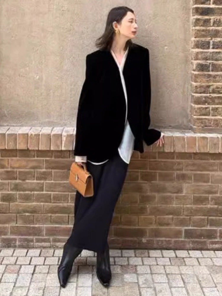 Dame Elegant skåret uldblazer med unikt omslag design Stilla