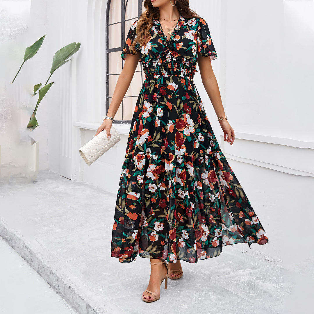 Dame Midi-Kjole med floral rynkning og elegant V-udskæring Skovae