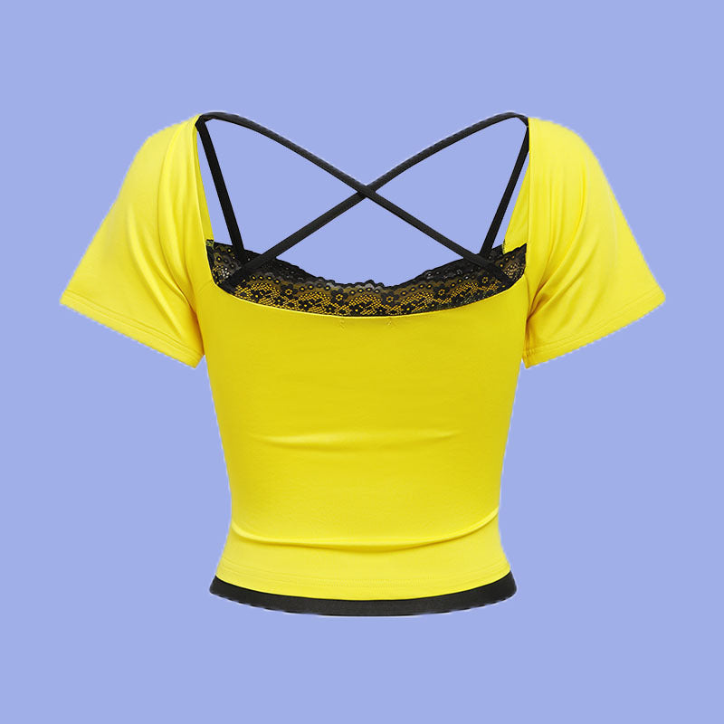 Dame cropped T-shirt med dekorativ ryg og kreativ grafiktryk Stilla