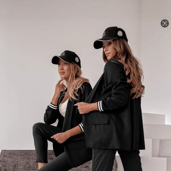 Dame Blazerjakke med sporty striber Stilla