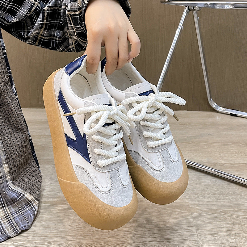Dame Sneakers med sporty design og skridsikker gummisål Stilla
