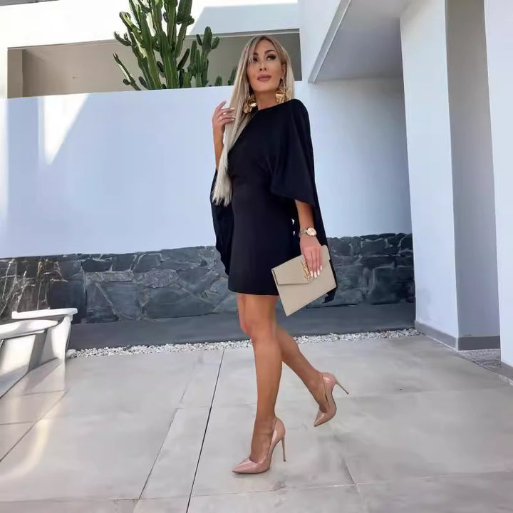 Dame elegant mini-kjole med svingende ærmer og flydende stof Stilla