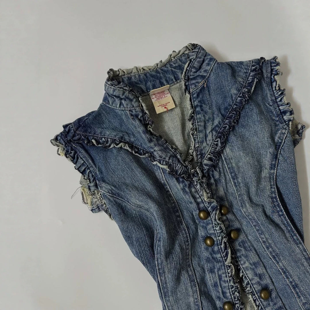 Dame denimvest med legende flæse-design Skovae