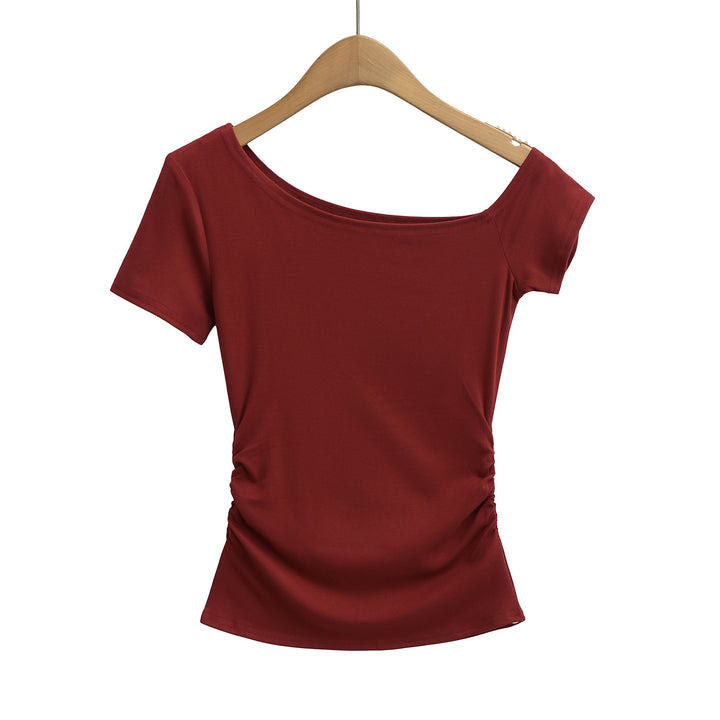 Dame asymmetrisk T-shirt med raffinerede flæsedetaljer Stilla
