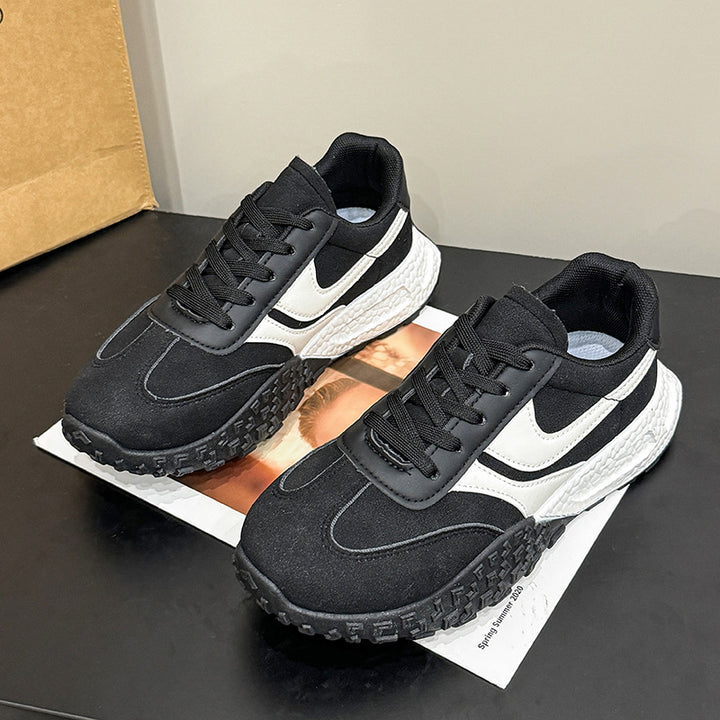 Dame Sporty Sneakers med støddæmpende sålprofil og robust overdel Stilla