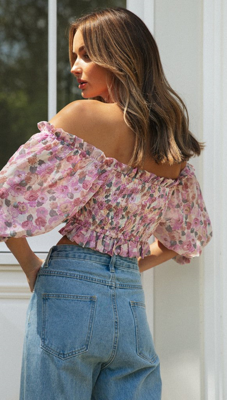 Dame Crop-top med luftige pufærmer og delikat blomstermønster Stilla