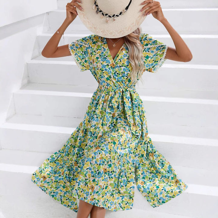 Dame Maxikjole med blomstret design og elastisk talje Stilla
