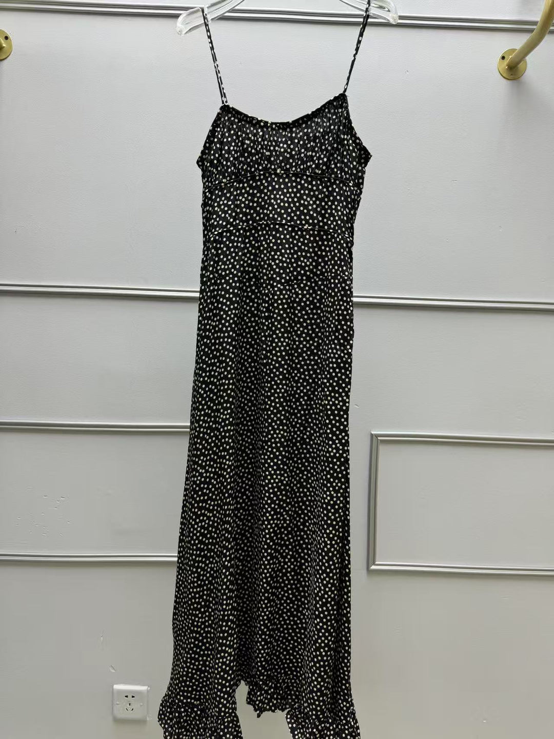 Dame maxikjole med elegant spidsetop og flydende skirt Stilla