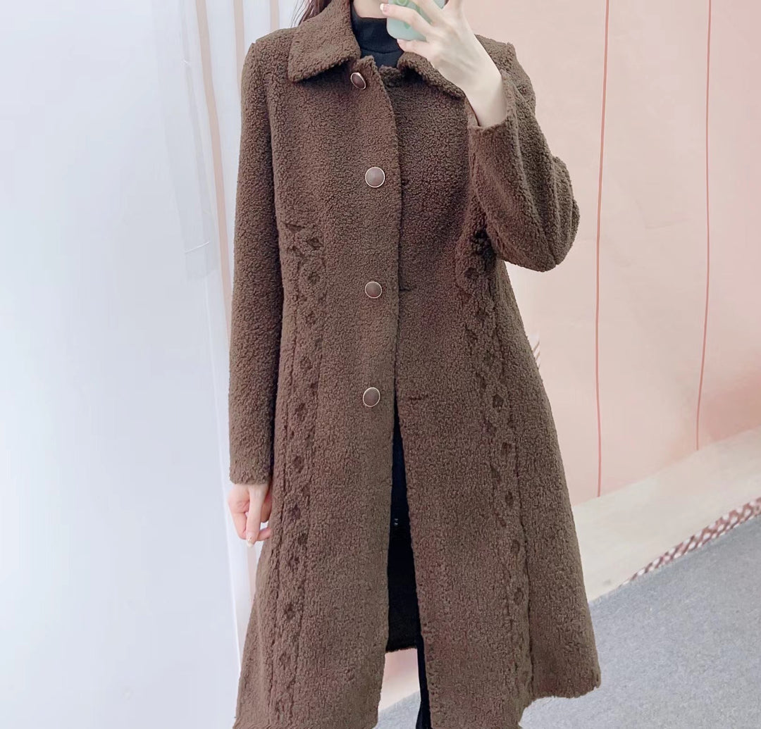 Dame Teddy-frakke med fashionable knapdetaljer og sidelommer Stilla