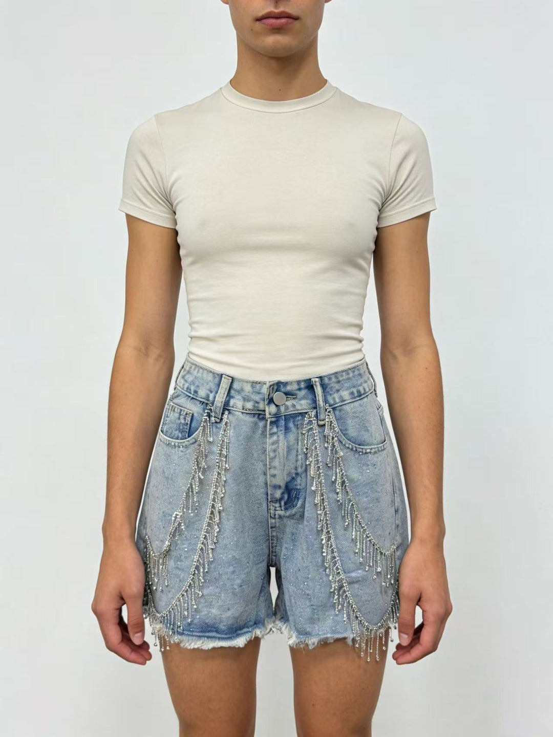 Dame Designer Denim-shorts med trendy kædeudsmykninger Skovae
