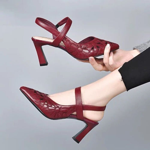 Dame Slingback-pumps med blomstret læderdesign og elegant blokhæl Stilla