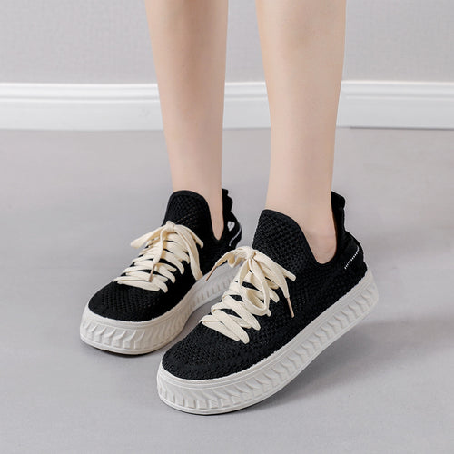 Dame Sporty Sneakers med åndbar netoverflade og støddæmpende sål Stilla