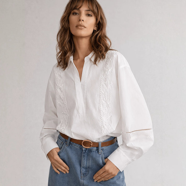 Damer Elegant Bluse med fine Broderidetaljer Skovae