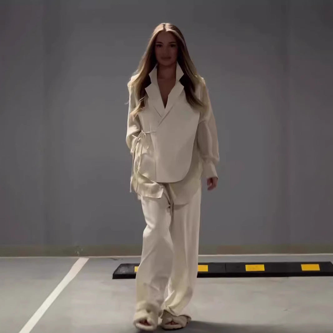 Damer elegant omslagsjakke ensemble med fashionable snit og praktiske lommer Stilla