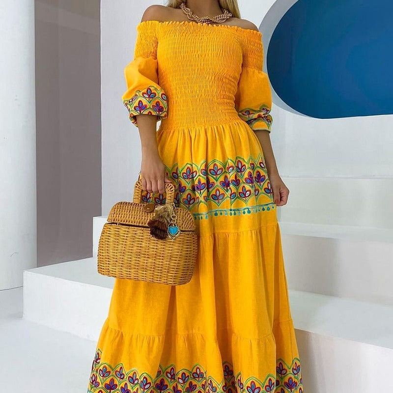 Kvinders Boho Maxi Kjole med Off-the-Shoulder Design og Legendes Broderi Detalje