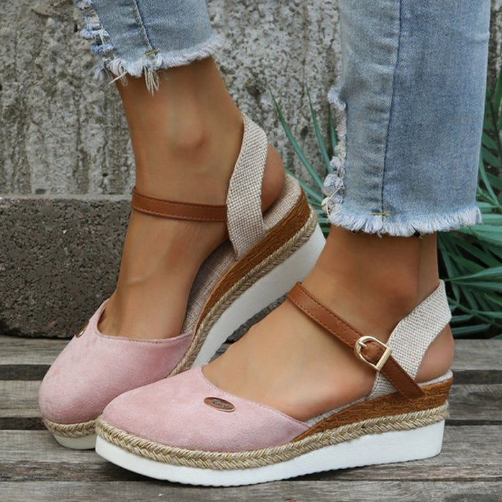Dame Wedge-sandaletter med elegant rem og komfortabelt fodseng Stilla