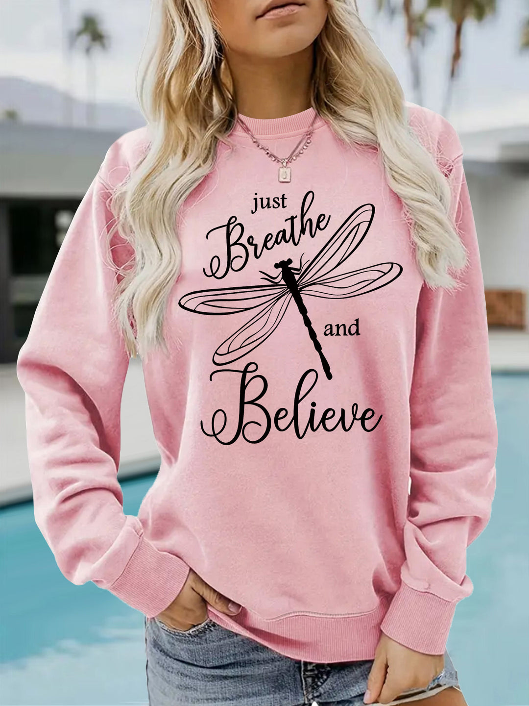 Kvinders sweatshirt med inspirerende drageflyvningsmotiv og afslappet pasform Stilla