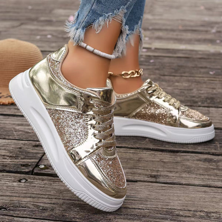 Dame sneakers med skinnende accenter og trendy glimmer Stilla