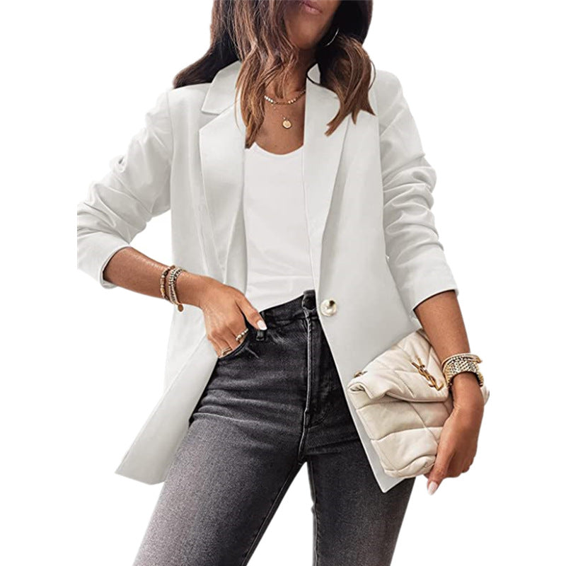 Dame Elegant Blazer med dekorative knapdetaljer og moderne snit Stilla