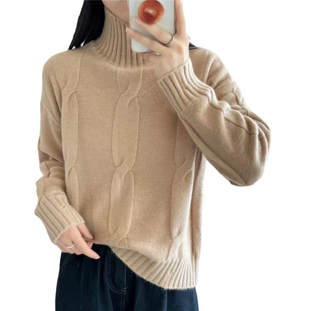 Kvindernes strikkede sweater med høj krave og kabelmønster Stilla