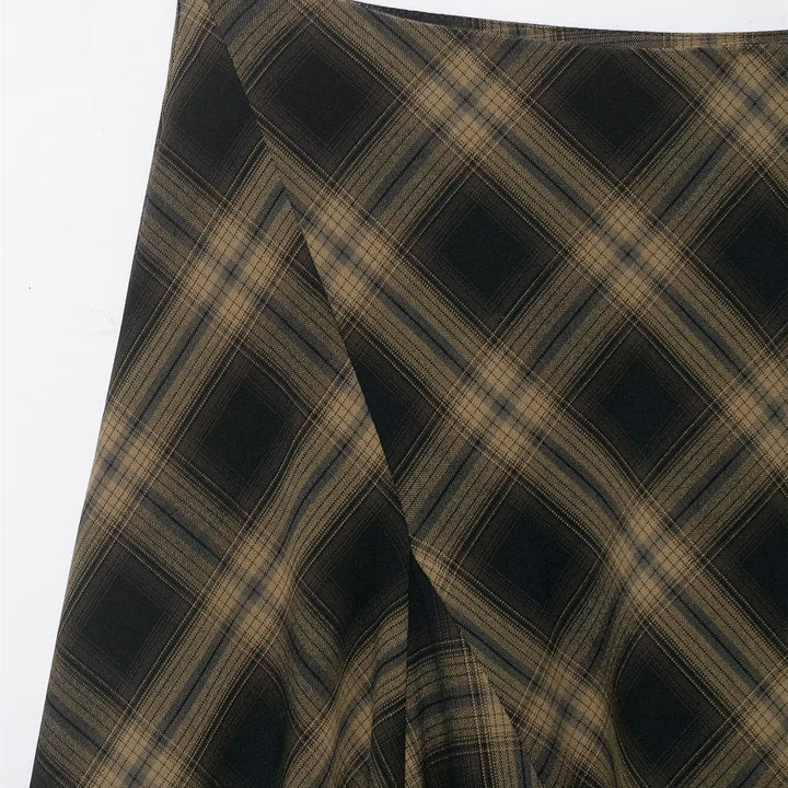 Dame wrapped skirt med elegant spitze og moderne ternet mønster Skovae