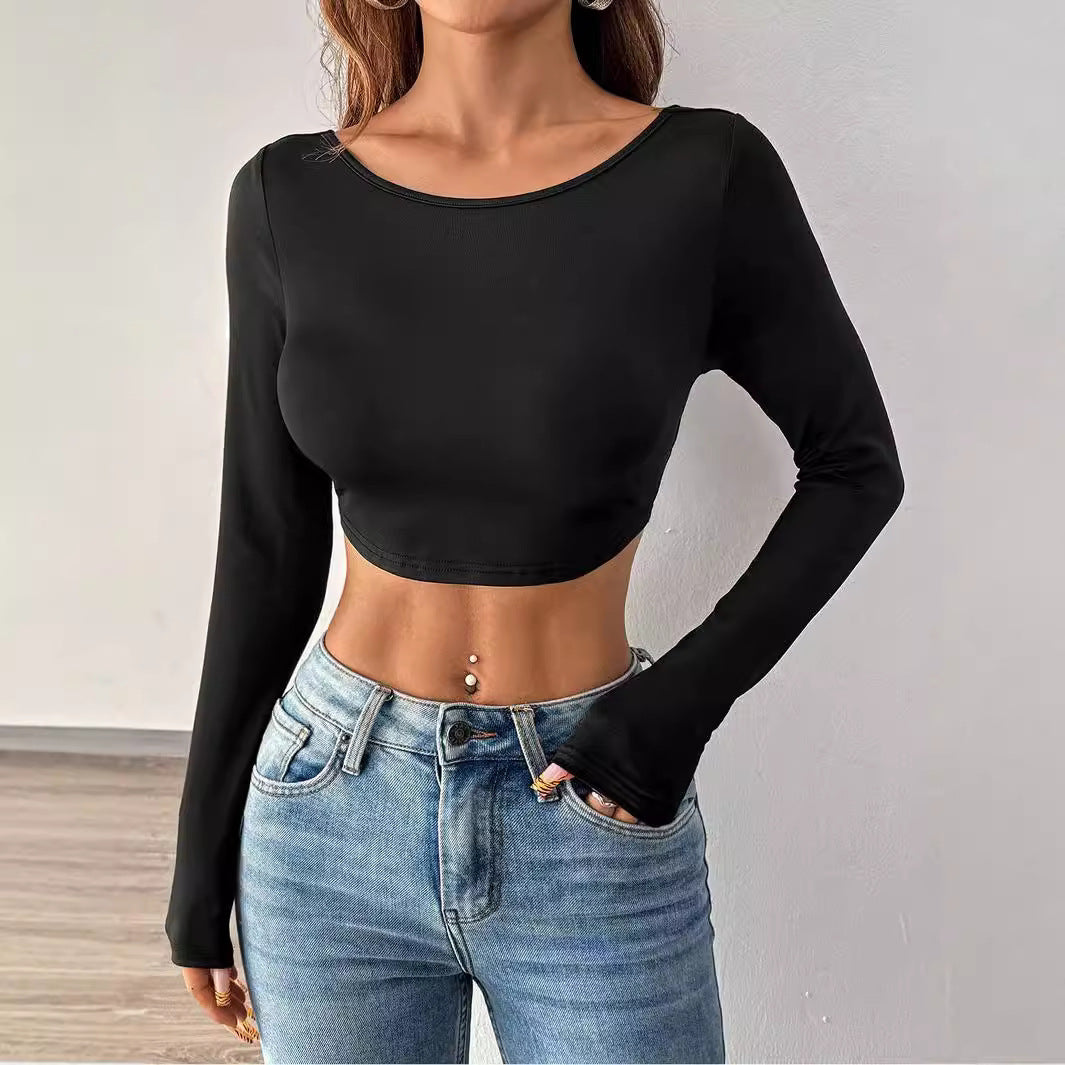 Kvindernes cropped langærmet skjorte i minimalistisk design Stilla