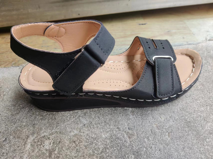 Dame høje komfort sandaler med justerbar rem og åndbar sål Stilla