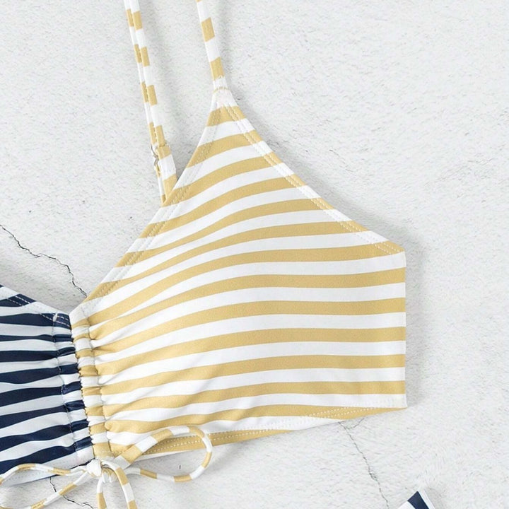 Dame Triangel-Bikini med raffineret knude og moderne stribemønster Skovae