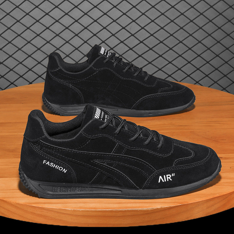 Dame Sneakers i minimalistisk design med åndbart overmateriale og skridsikker sål Stilla
