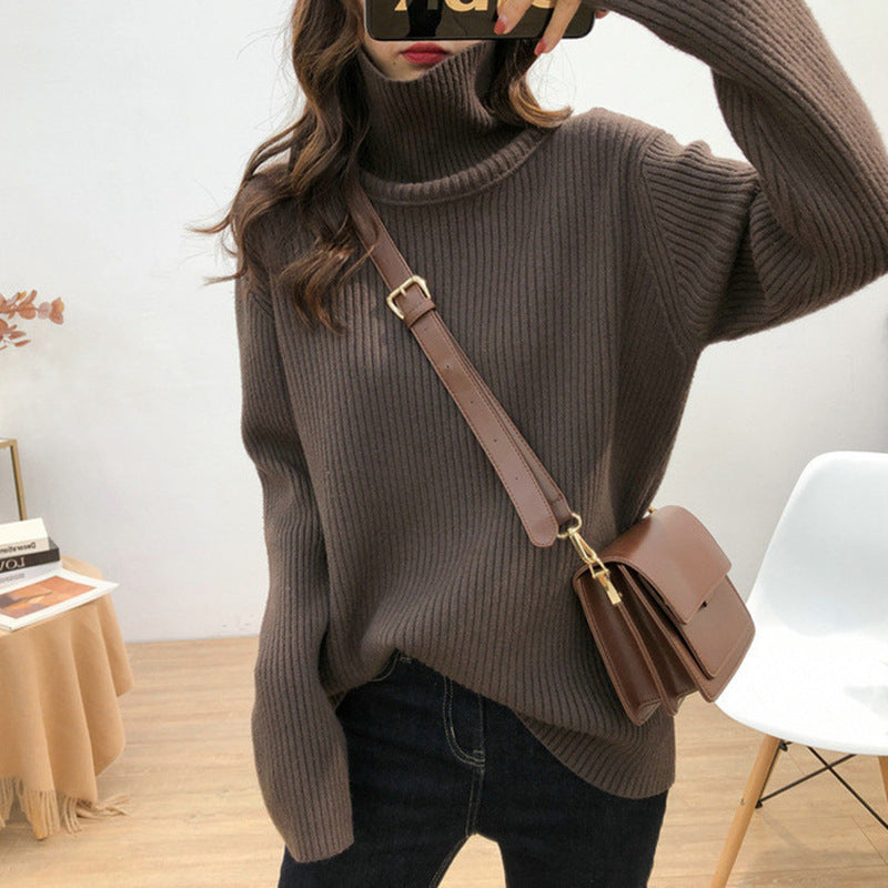 Kvinders varme turtleneck sweater med fin ribstrikket strik Stilla