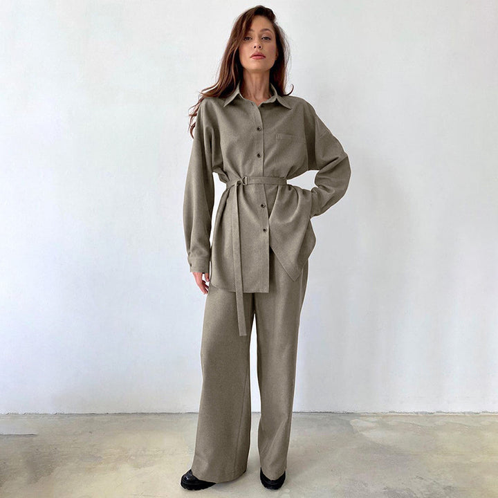Dame Elegant To-delt Sæt med let oversized Blazer og vide Bukser Stilla