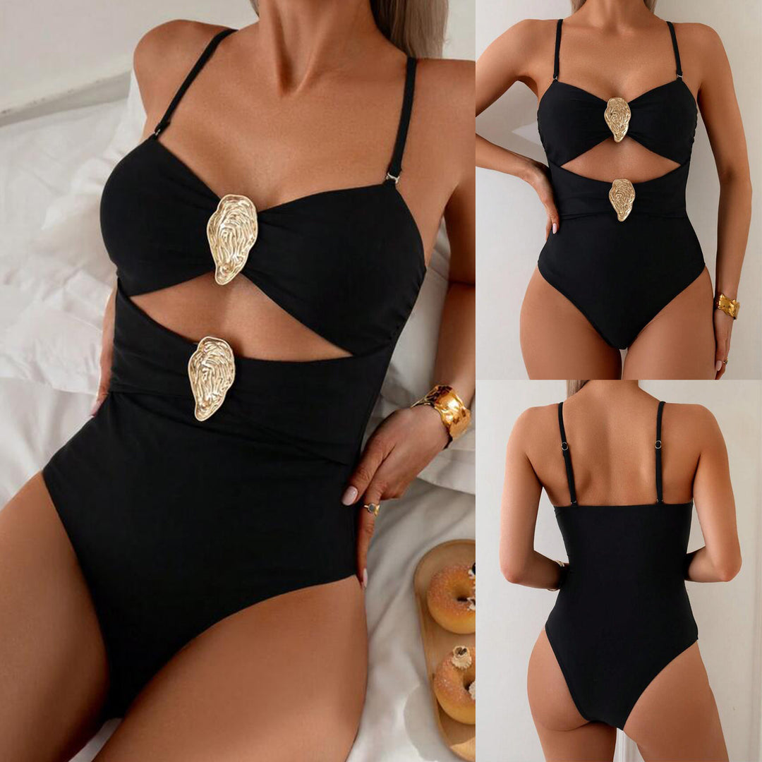 Dame en-dels badedragt med aftageligt smykkedetalje og raffineret cut-out Stilla
